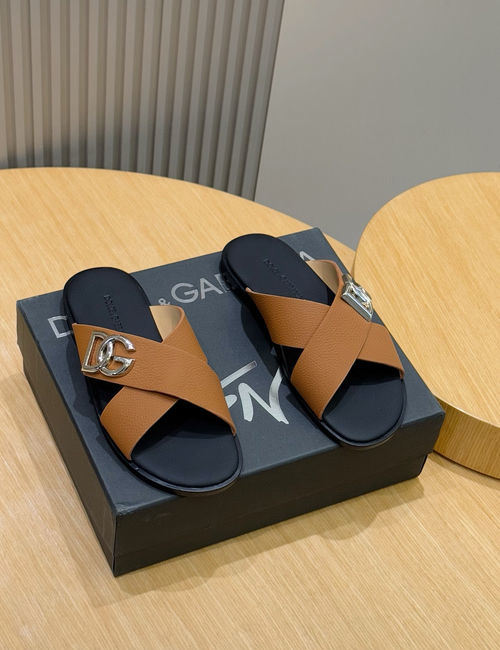 Dolce & Gabbana DG Logo Slides Leather Upper Leather Outsole