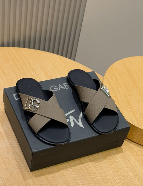 Dolce & Gabbana DG Logo Slides Leather Upper Leather Outsole