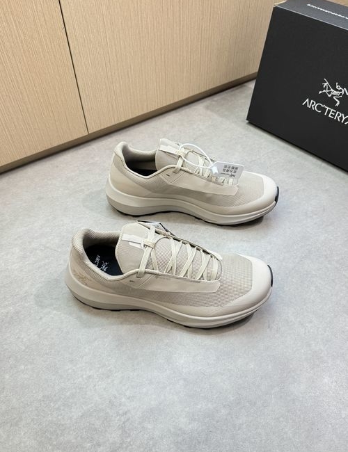 ArcTeryx Norvan LD Canvas Casual Sneakers