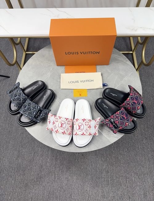 Louis Vuitton LV Pool Pillow Comfort Monogram Slides