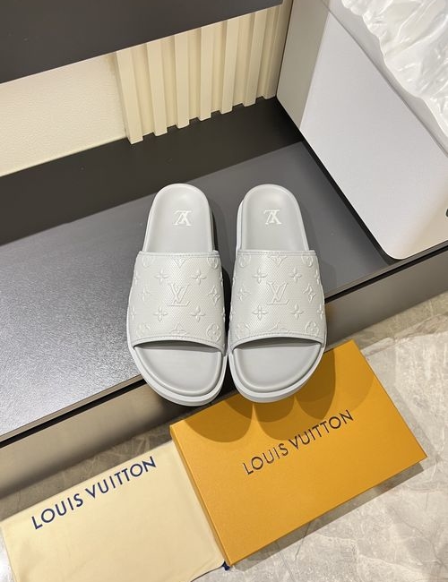 Louis Vuitton LV Relaxed Fit Casual Slide Sandals