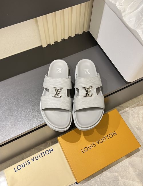 Louis Vuitton LV Relaxed Fit Casual Slide Sandals