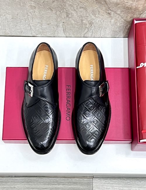 Ferragamo Classic Loafers Woven Leather Upper