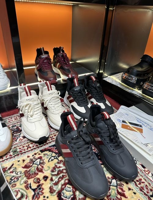 Bally Cowhide Casual Sneakers With Rubber Sole