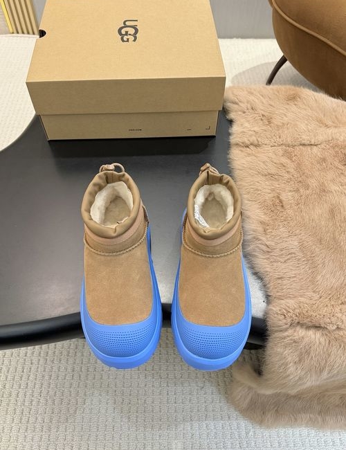 UGG Waterproof Short Tasman Shearling Boots