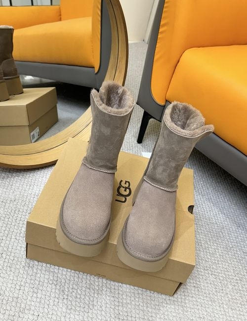 UGG Shearling Boots With Three Wearing Styles And Jazz Style