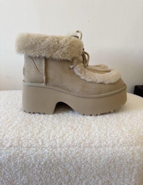 UGG Suede Slope Heel Short Boots