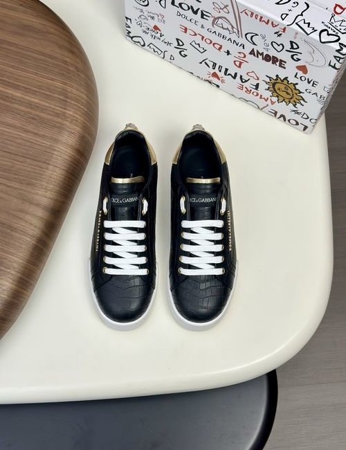 Dolce & Gabbana DG Portofino Calfskin Sneakers With DG Logo