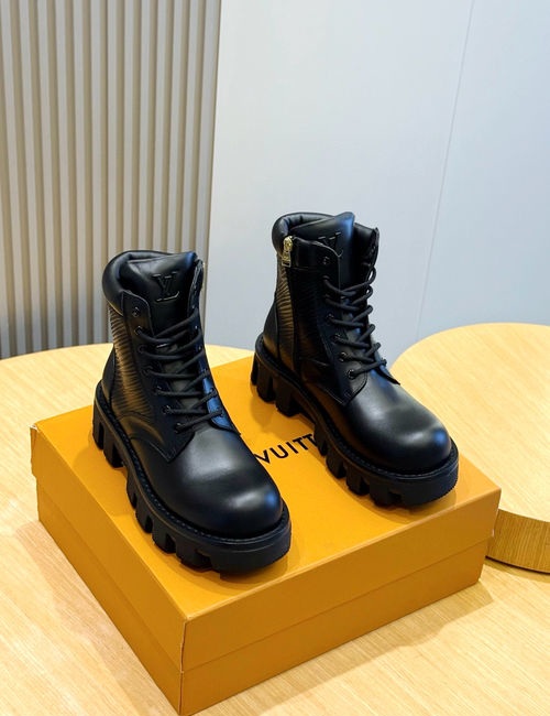 Louis Vuitton LV Checker Flat Boots With Damier Pattern