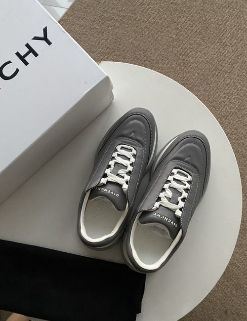 Givenchy Low-top Leather Sneakers