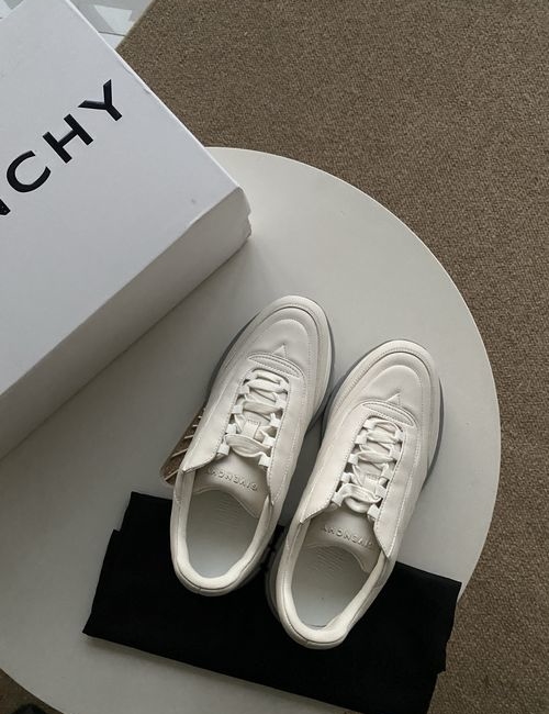 Givenchy Low-top Leather Sneakers