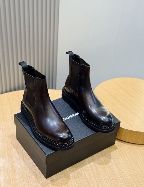 Dolce & Gabbana DG Cowhide Chelsea Boots With Leather Sole