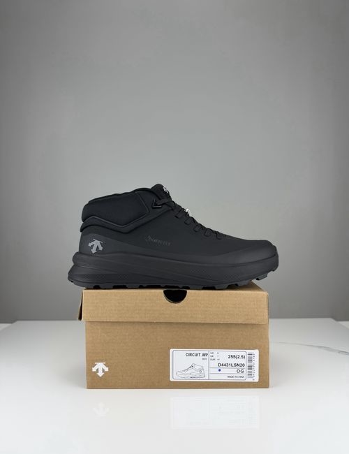 Descente Dualis GORE-TEX Non-slip Casual Shoes
