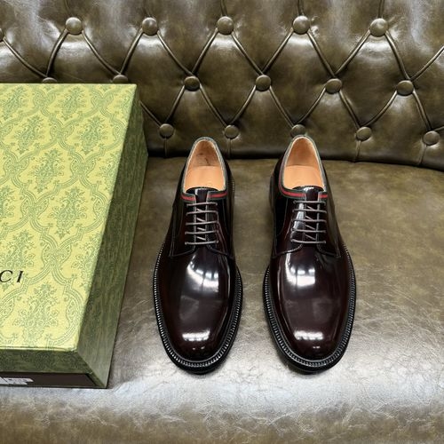 Gucci Burgundy Patent Leather Lace-Up Dress Shoes