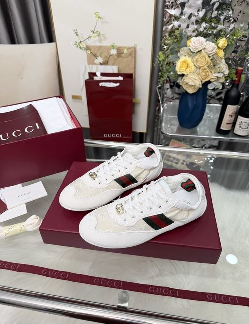 Gucci GG Pattern Leather Casual Shoes