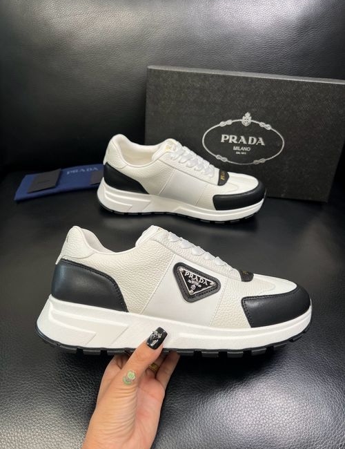Prada Premium Leather Comfort Casual Sneakers