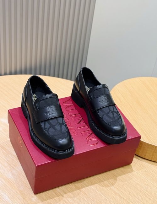 Valentino Gentleglam Derby Shoes With Mini Studs
