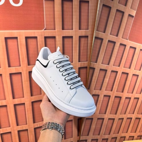 McQueen Premium Material Casual Shoes With Extra Laces