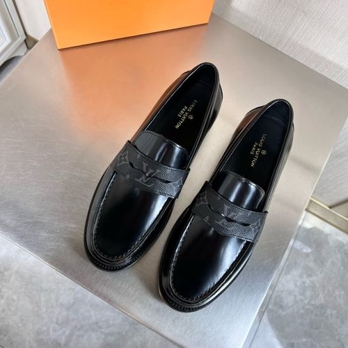 Louis Vuitton LV Calfskin Leather Loafers With Leather Sole