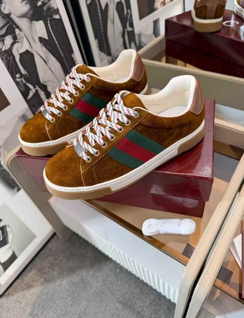 Gucci GG Pattern Leather Casual Shoes