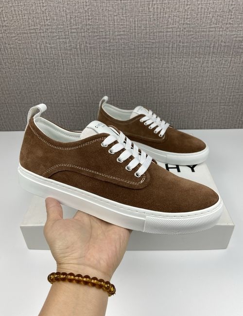 Givenchy New City Suede Leather Low-top Sneakers