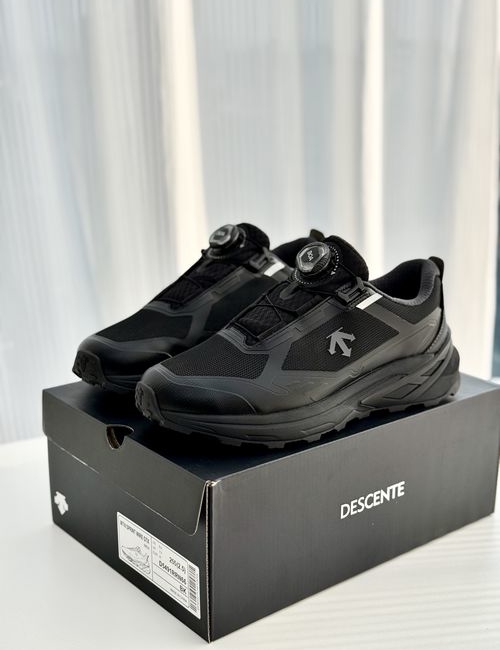 Descente Waterproof Gore-tex Boa Running Shoes