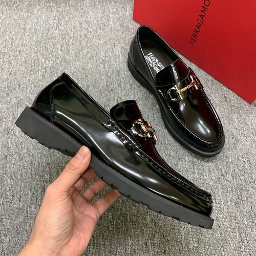 Ferragamo Leather Dress Shoes With Hand Stitching