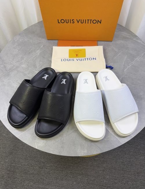 Louis Vuitton LV Straw Woven Slippers With Rubber Sole