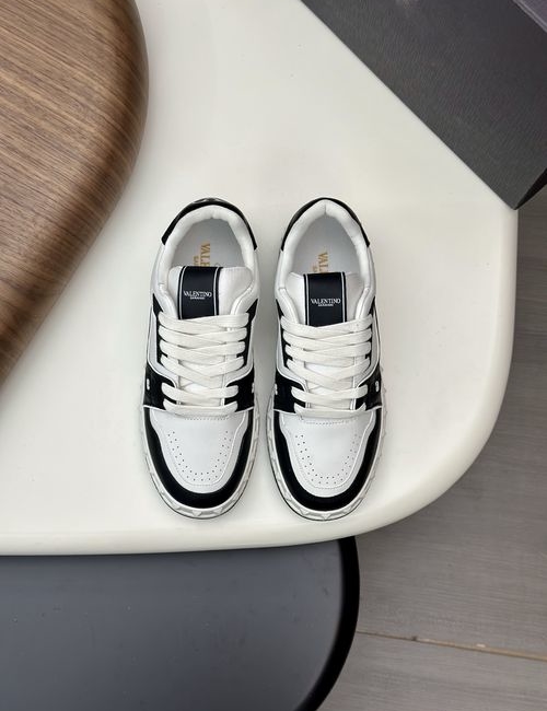 Valentino Color-block Leather Low-top Sneakers