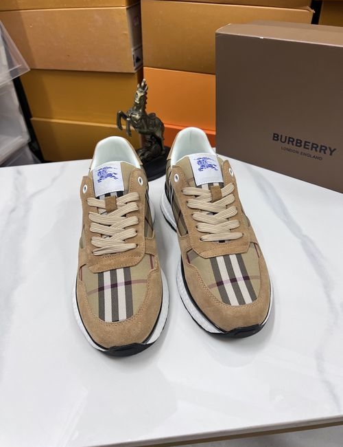 Burberry Top Layer Leather Casual Sneakers