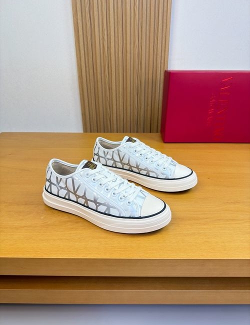 Valentino Logo Print Leather Casual Sneakers