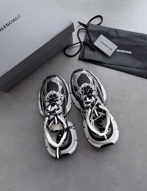 Balenciaga 3XL Vintage Distressed Chunky Sneakers