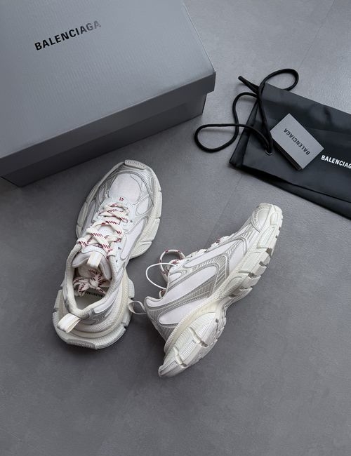 Balenciaga 3XL Vintage Distressed Chunky Sneakers