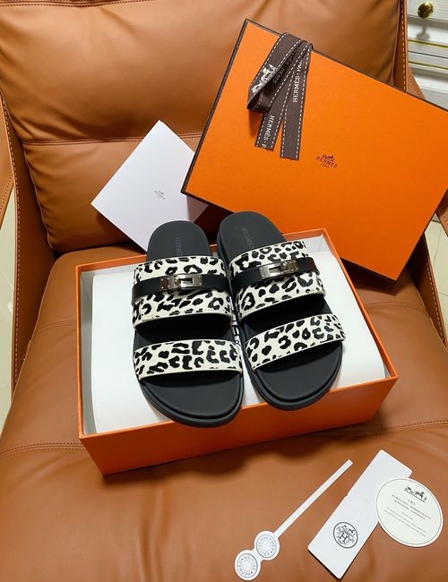 Hermes Chypre Slippers With Comfortable Soft Insole
