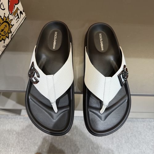 Dolce & Gabbana DG Leather Sandals With DG Buckle