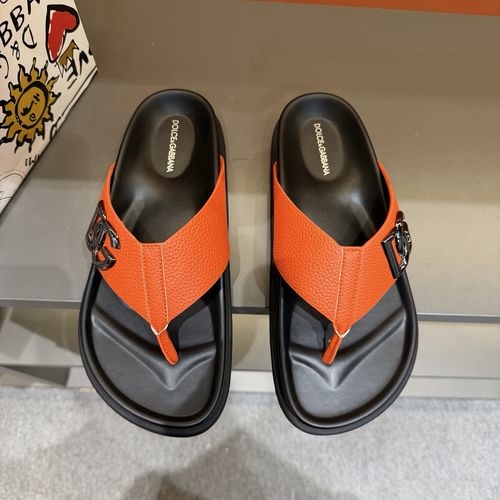 Dolce & Gabbana DG Leather Sandals With DG Buckle