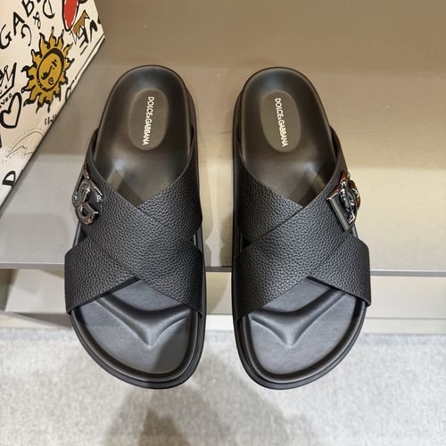 Dolce & Gabbana DG Leather Sandals With DG Buckle