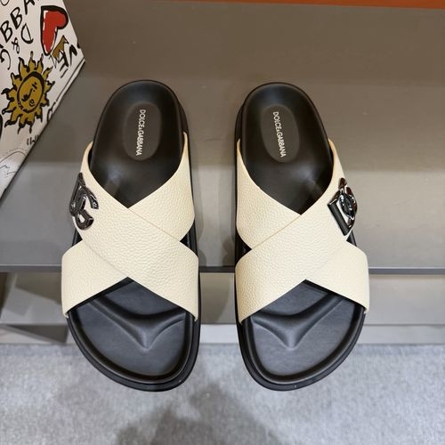 Dolce & Gabbana DG Leather Sandals With DG Buckle