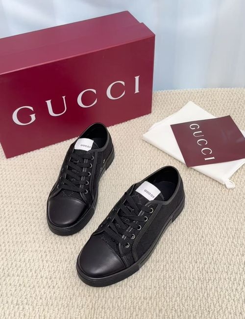 Gucci GG Pattern Leather Casual Shoes