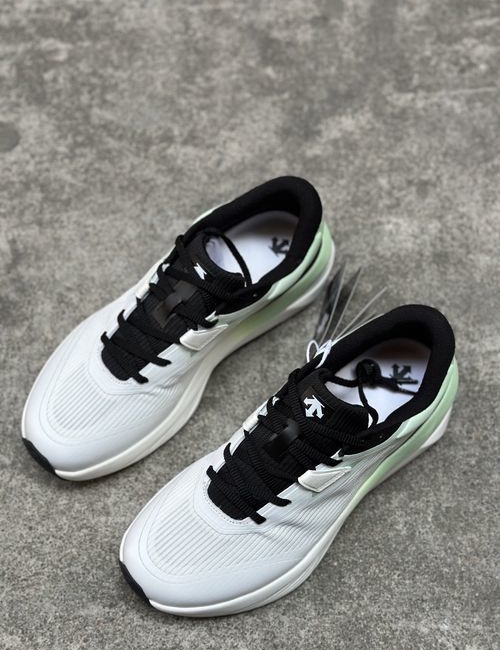 Descente Enerzite Low-top Breathable Running Shoes