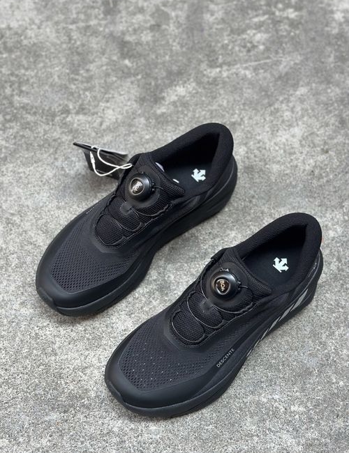 Descente Enerzite Low-top Breathable Running Shoes