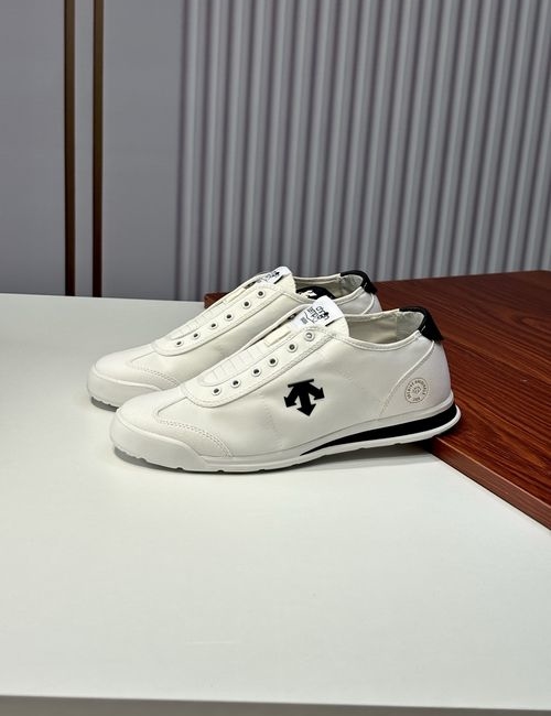 Descente Vintage Canvas Shoes With Soft Fabric