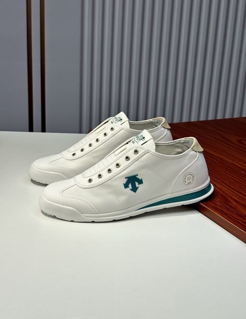 Descente Vintage Canvas Shoes With Soft Fabric