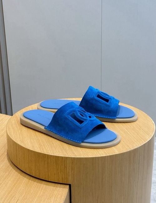Dolce & Gabbana DG Cowhide Logo Slippers