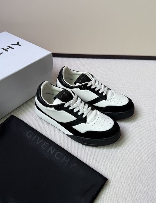 Givenchy Low-top Leather Sneakers