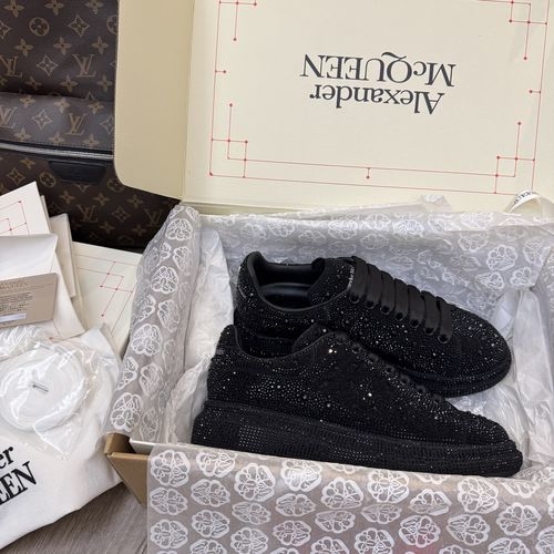 McQueen Sole Leather Low-top Sneakers