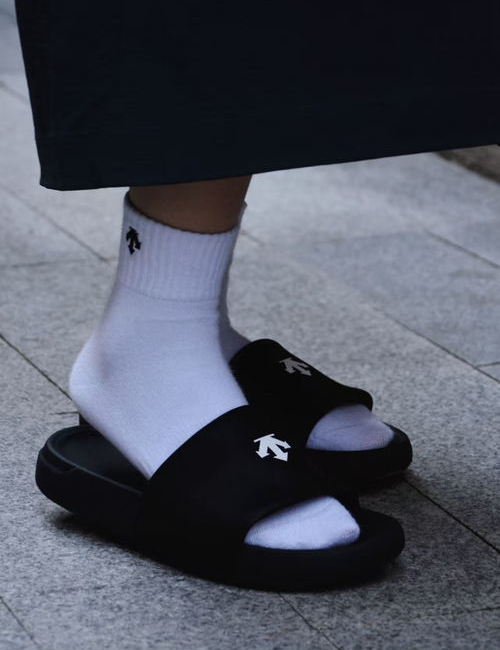 Descente Minimalist Non-slip Slide Sandals
