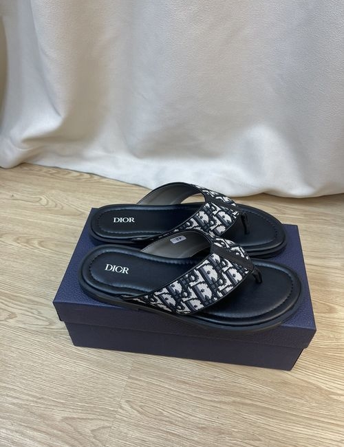 Christian Dior CD Casual Slides With Lightweight Comfortable Sole