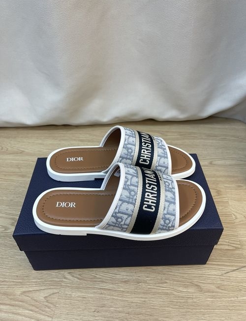 Christian Dior CD Casual Slides With Lightweight Comfortable Sole