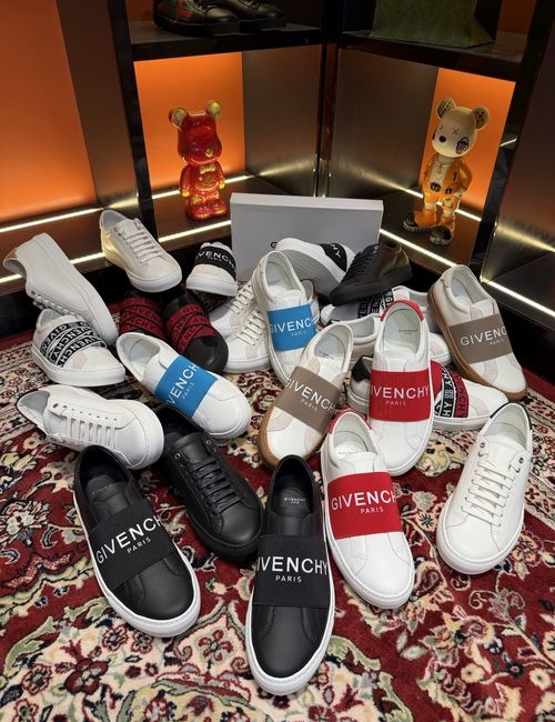 Givenchy Soft Leather Low-Top Sneakers, Urban Street Style, Comfortable Fit